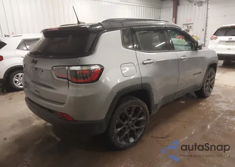 2019 Jeep Compass High Altitude 4X4 из США, поврежденный, VIN 3C4NJDCB2KT827477